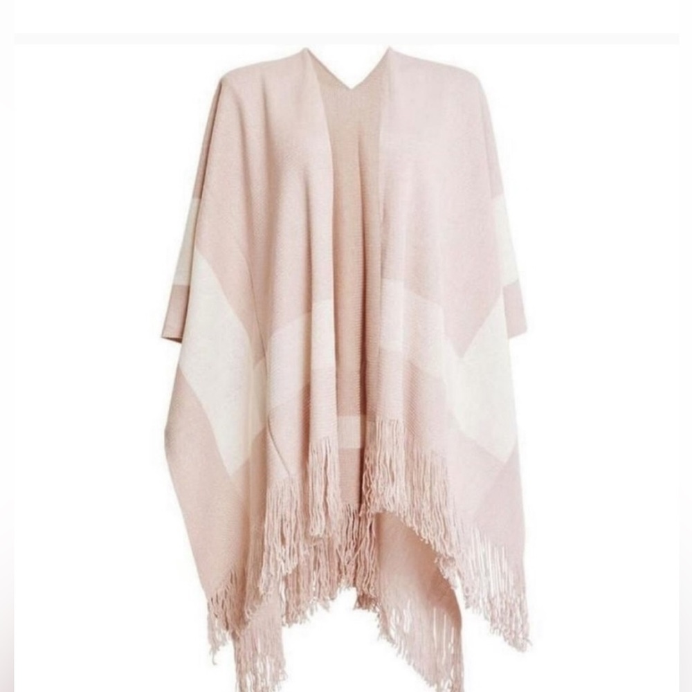 Nwt BCBG MAXAZRIA Ruana fringe poncho pink/white. OS fits all